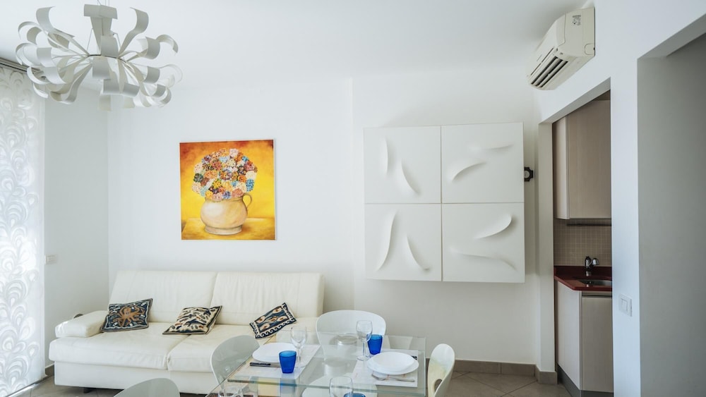 Apartment photo 3