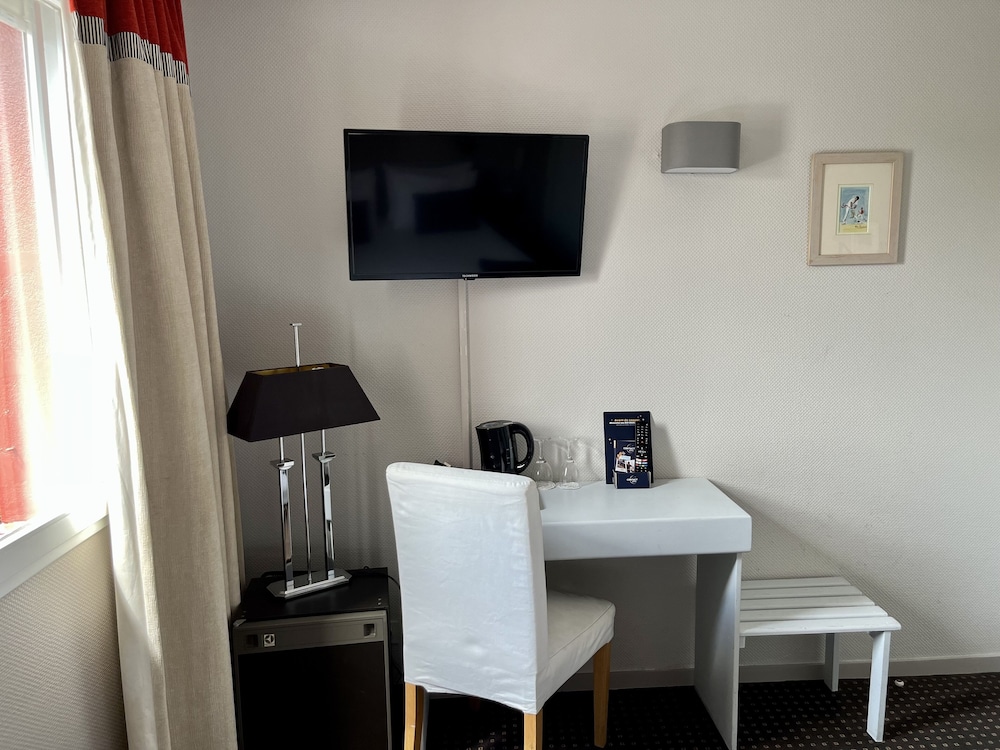 Basic Double Room - Photo 10
