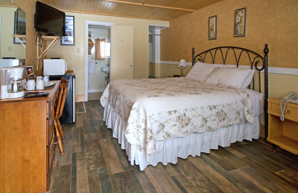 Signature Room, 1 King Bed photo 2