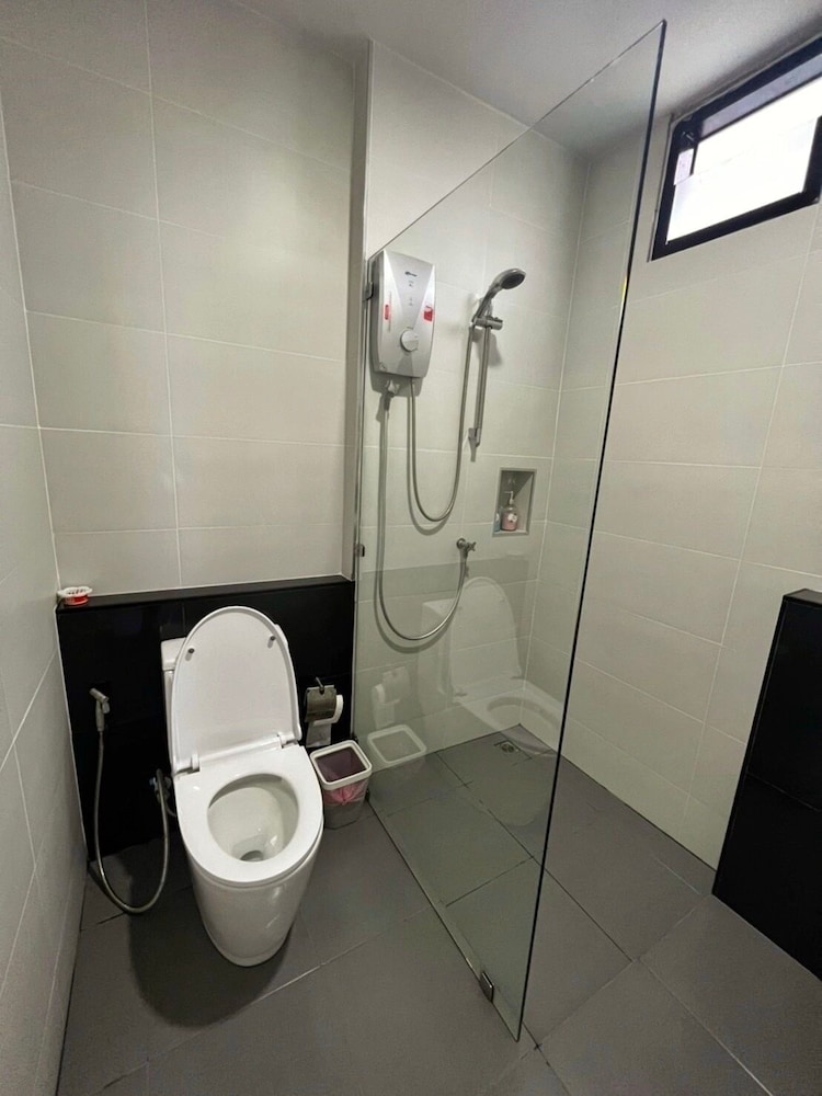 Deluxe Double or Twin Room - Photo 2