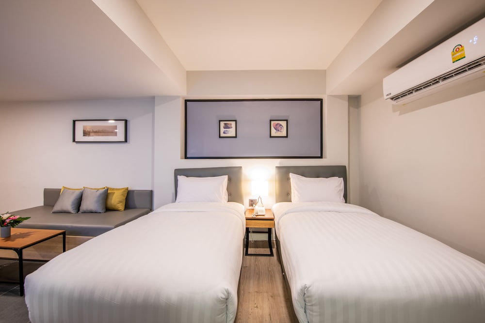 Deluxe Plus Twin Room - Photo 1