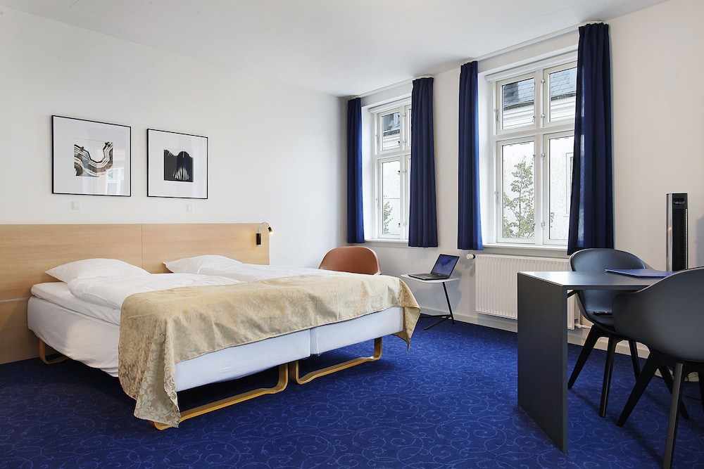 Luxury Suite photo 3