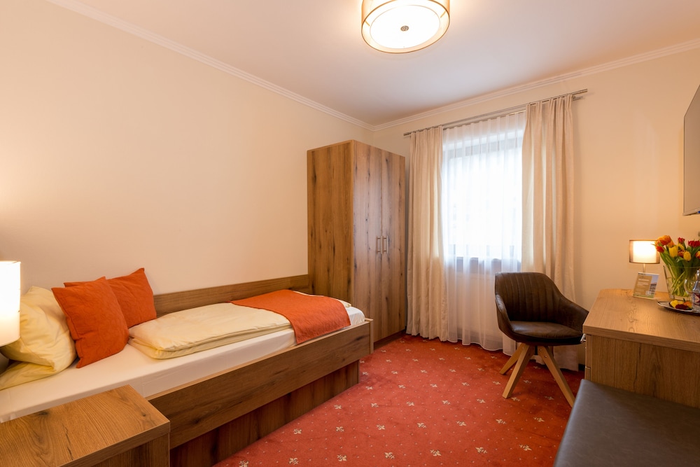 Single Room photo 1