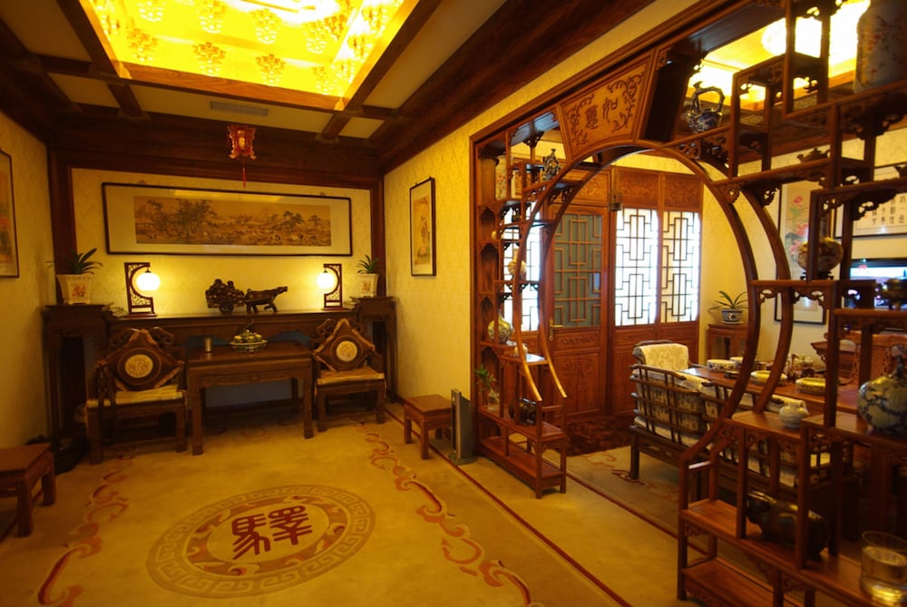 Deluxe Suite photo 2