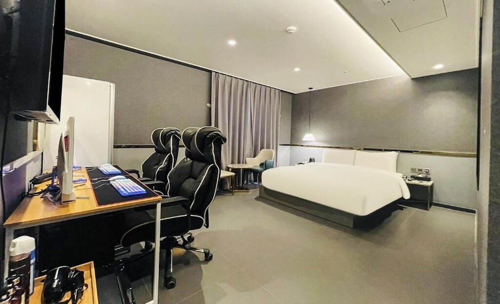 Premium Room - Photo 1