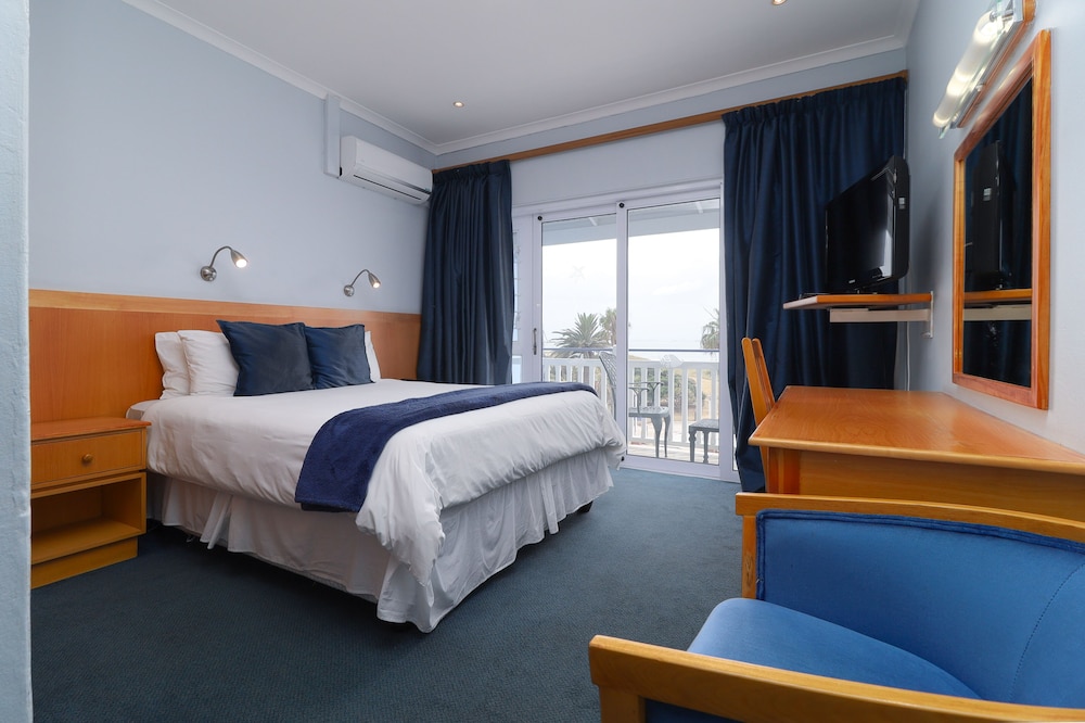 Deluxe Room, 1 Double Bed, Sea View