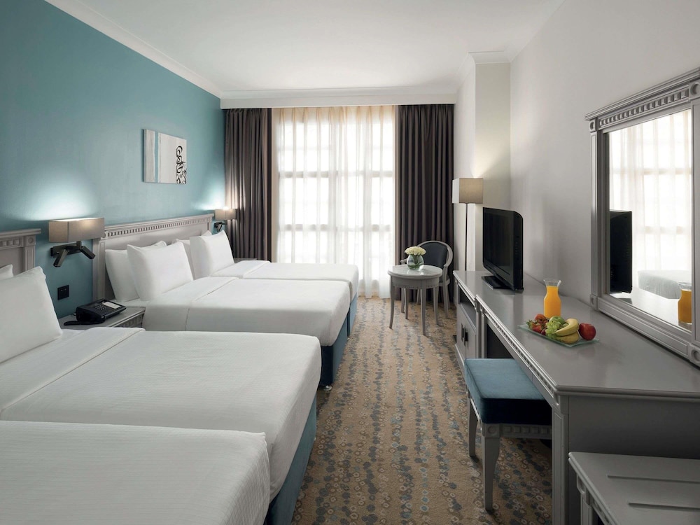Classic Room, 2 Twin Beds (City or Courtyard view) - Photo 1