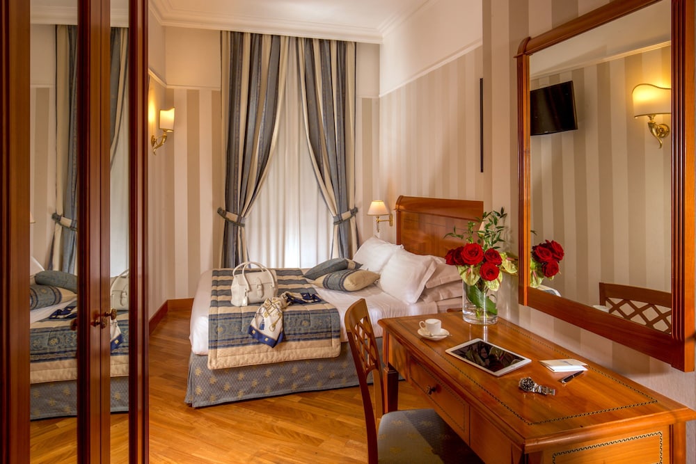 Classic Double Room Single Use photo 2