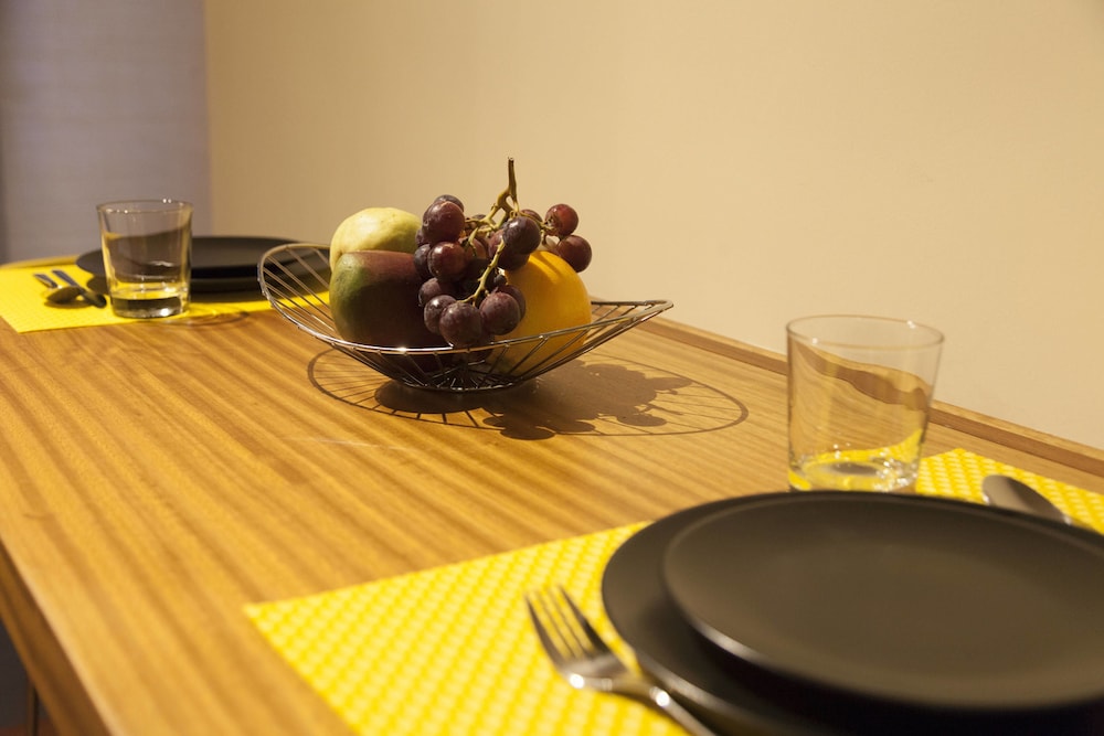 Deluxe Studio, Accessible, Kitchenette photo 2