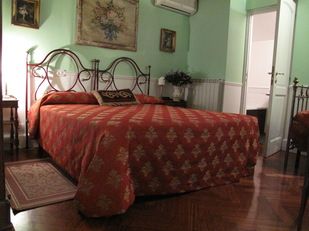 Double Room (extra bed) photo 1