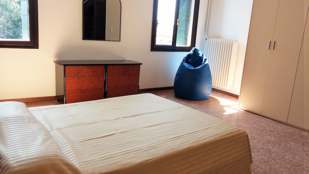 Apartment, 1 Bedroom, Canal View (Cannaregio - Fondamenta Misericordia) photo 2