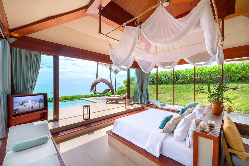 Beach Front Pool Villa - All Spa Inclusive photo 2