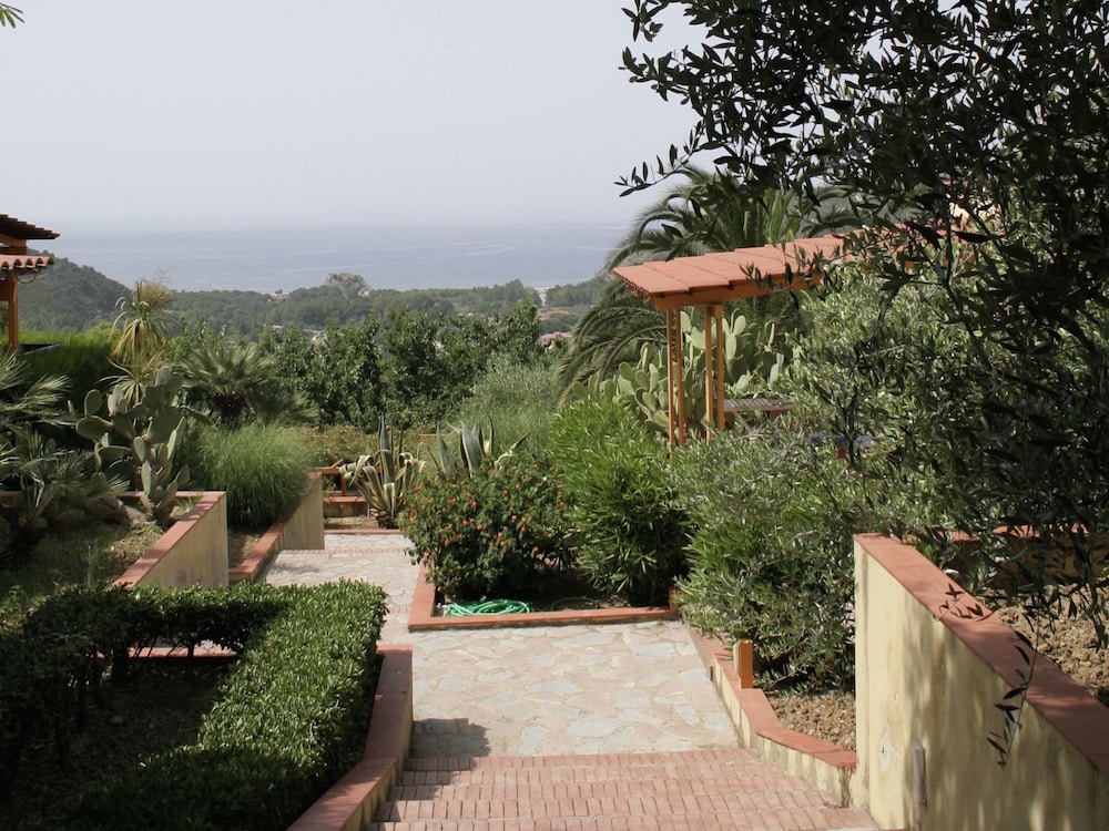 House photo 2