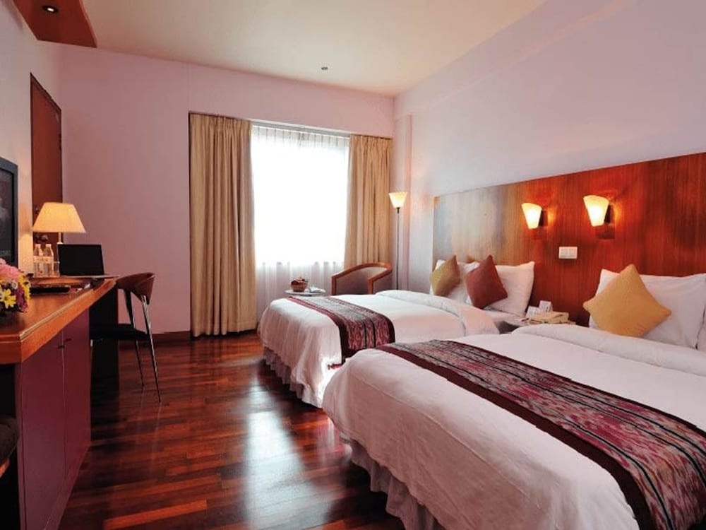 Deluxe Double or Twin Room photo 2