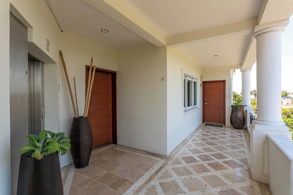 Penthouse, Marina View photo 3