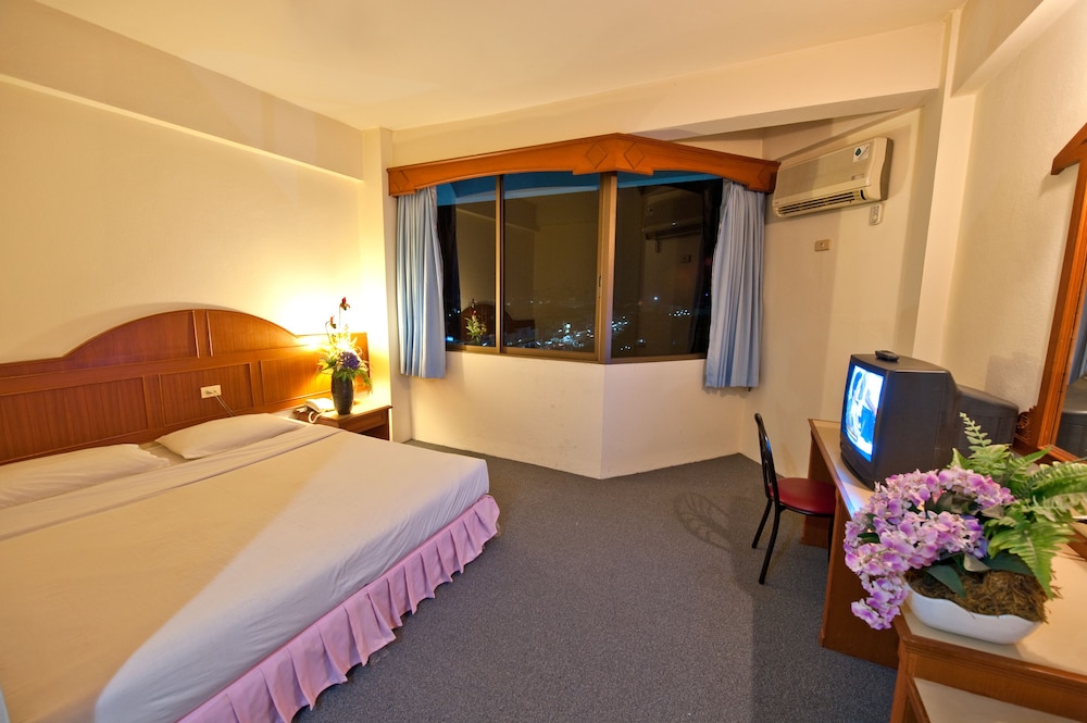 Standard Room photo 2