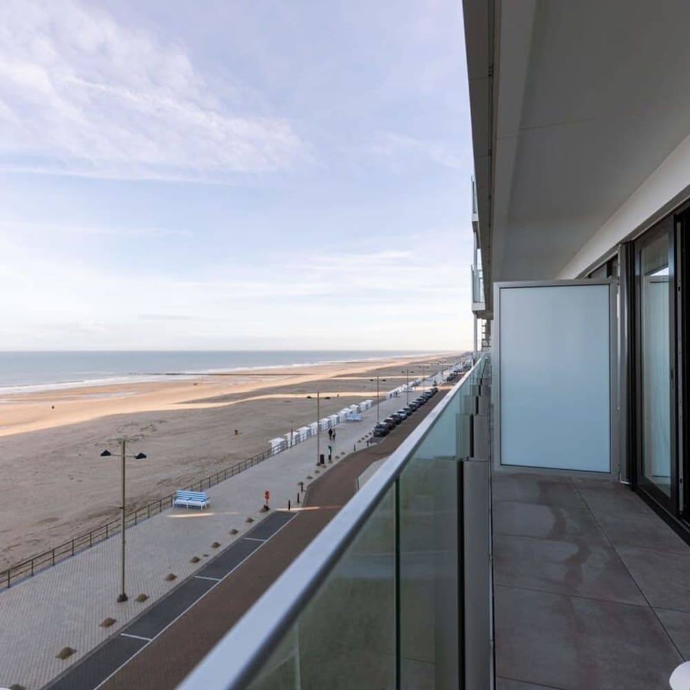 Cosy Apartment With Terrace Overlooking the sea, Foto 24
