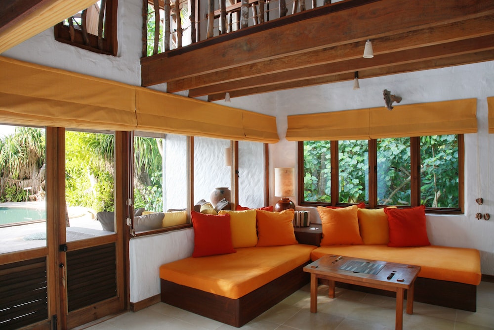 3 Bedroom Crusoe Suite With Pool