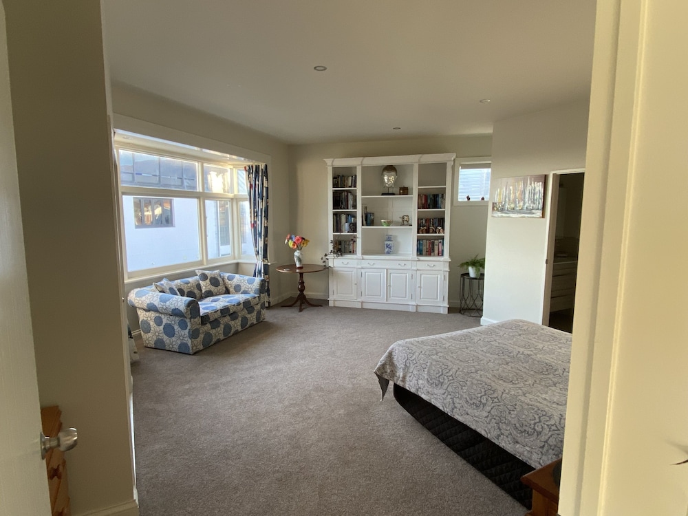 Panoramic Apartment photo 2