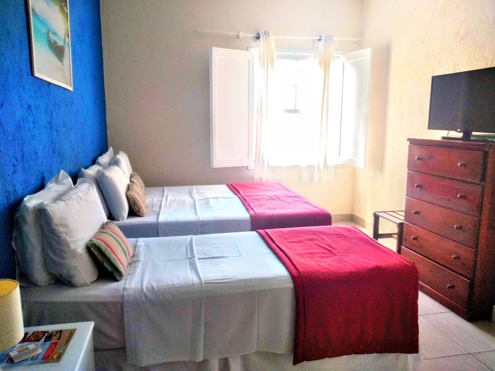 Standard Quadruple Room - Photo 7