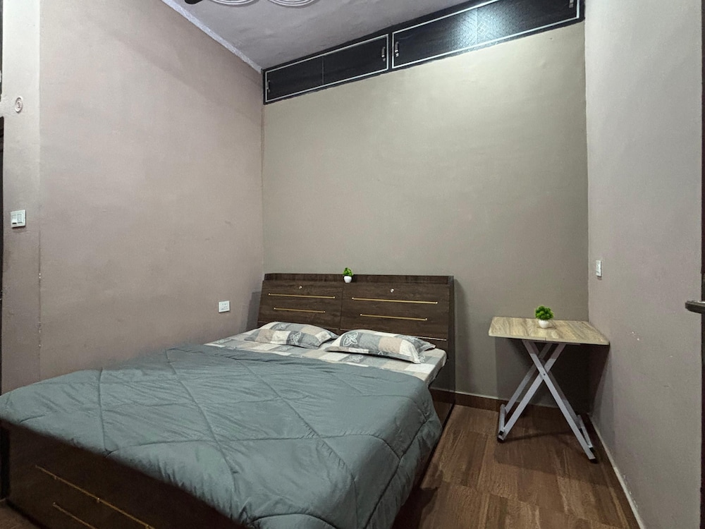 Classic Double Room, Hill View photo 3