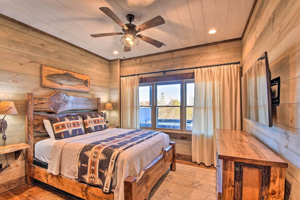 House (4 Bedrooms) photo 2
