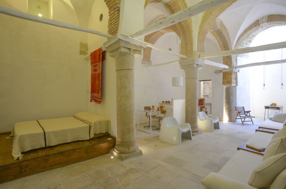 Grand Loft, 1 Bedroom, Ground Floor photo 2