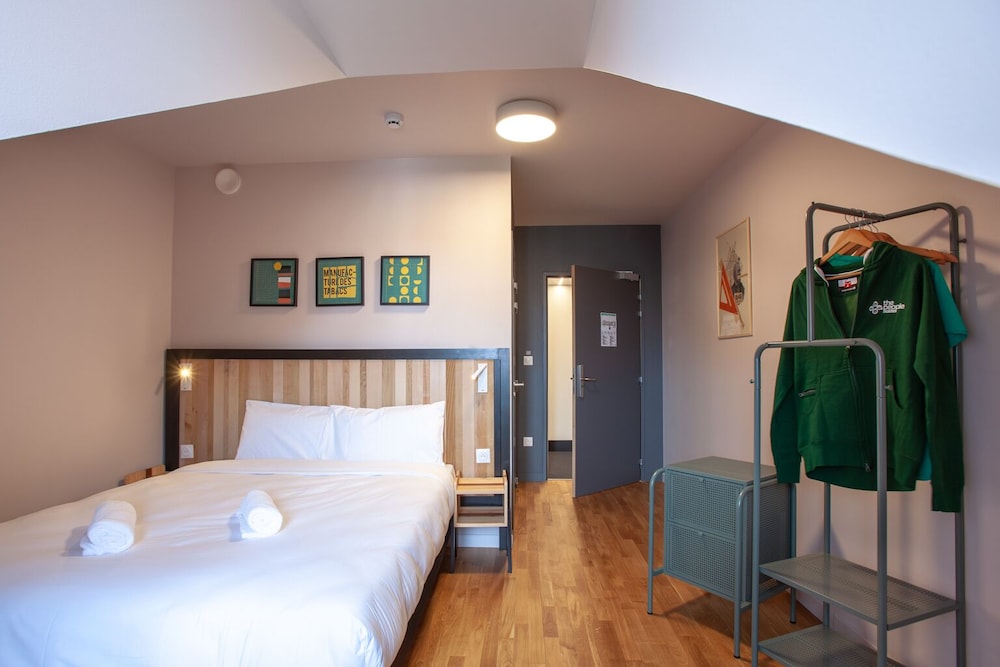Double or Twin Room - Photo 4