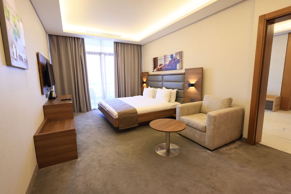 Family Suite photo 3