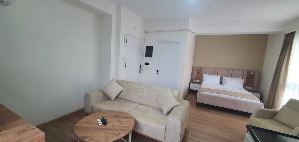 Standard Room - Photo 1