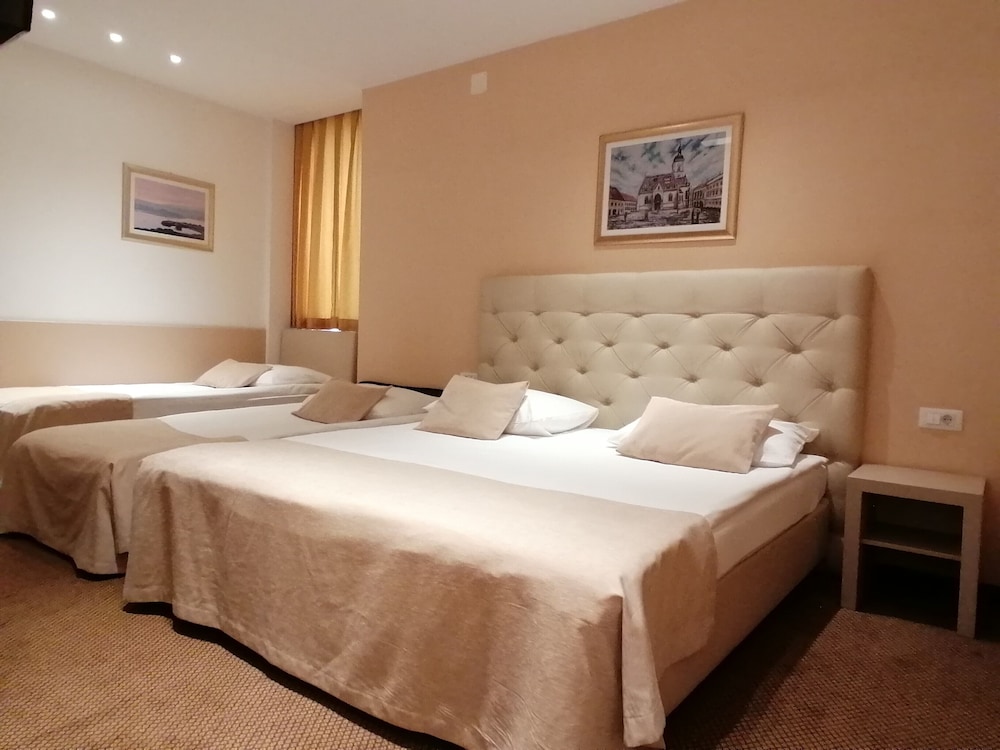 Family Triple Room