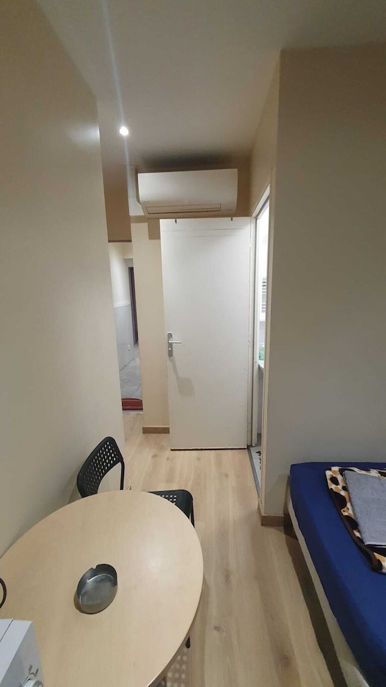 Economy Room photo 2