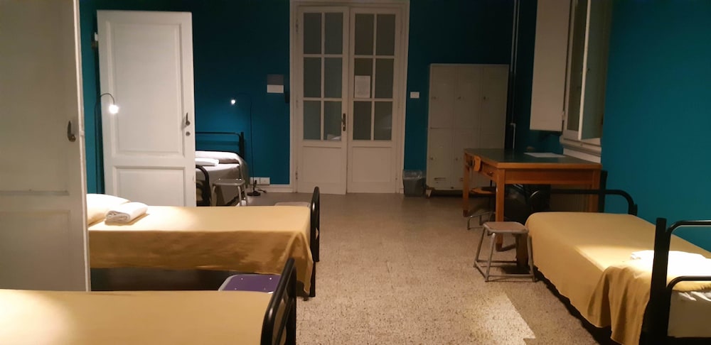 Dormitorio Femminile photo 2