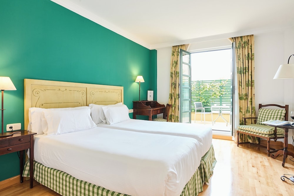 Habitación Estándar con Dos Camas Individuales
