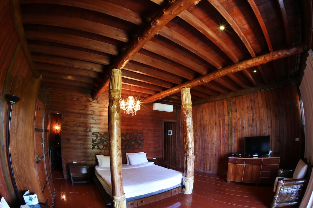 Deluxe Bungalow, Private Pool, Garden View photo 2
