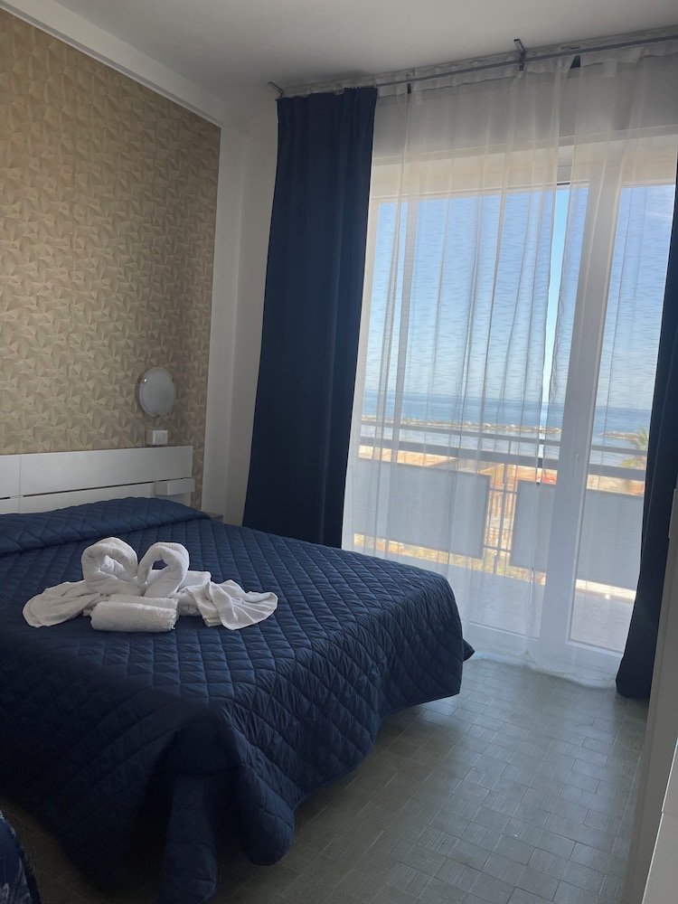 Panoramic Suite, Beach View