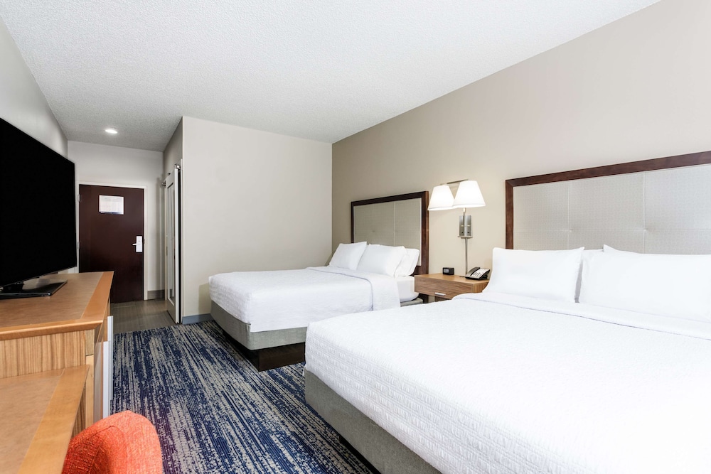 Room, 2 Queen Beds, Accessible, Non Smoking - Photo 2