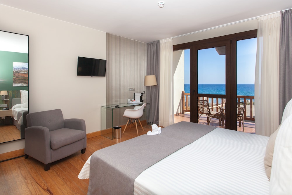 Double Room, Balcony (2 Adults + 1 Child)