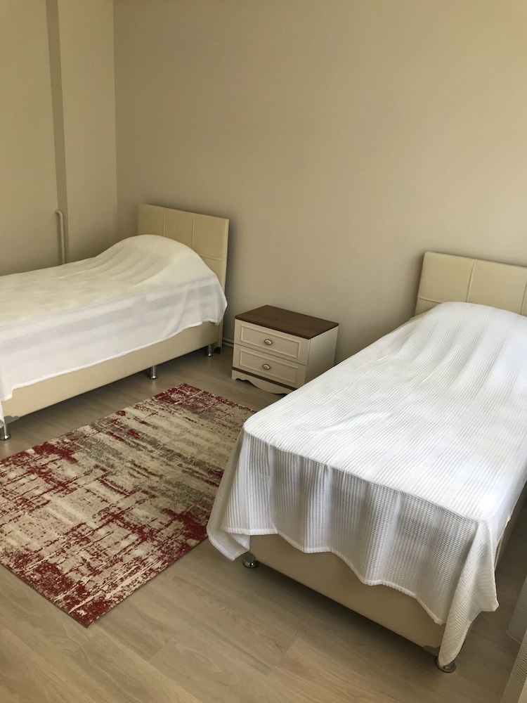 Comfort Apartment, 3 Bedrooms, Smoking, Beach View photo 1