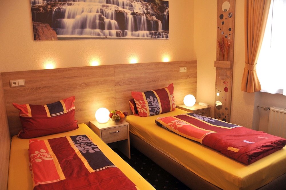 Twin Room photo 2