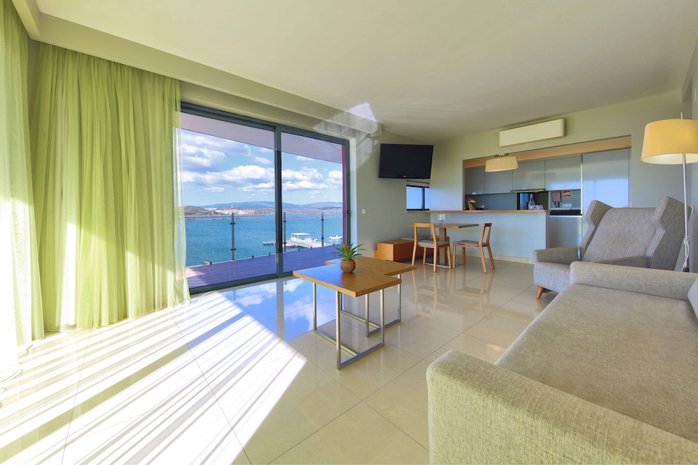 Suite (Riverside) (2+2) - Photo 7