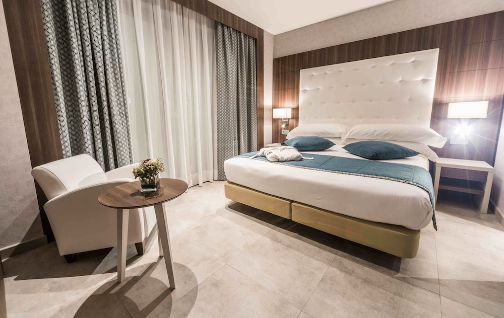 Deluxe Double Room, Sea View photo 1