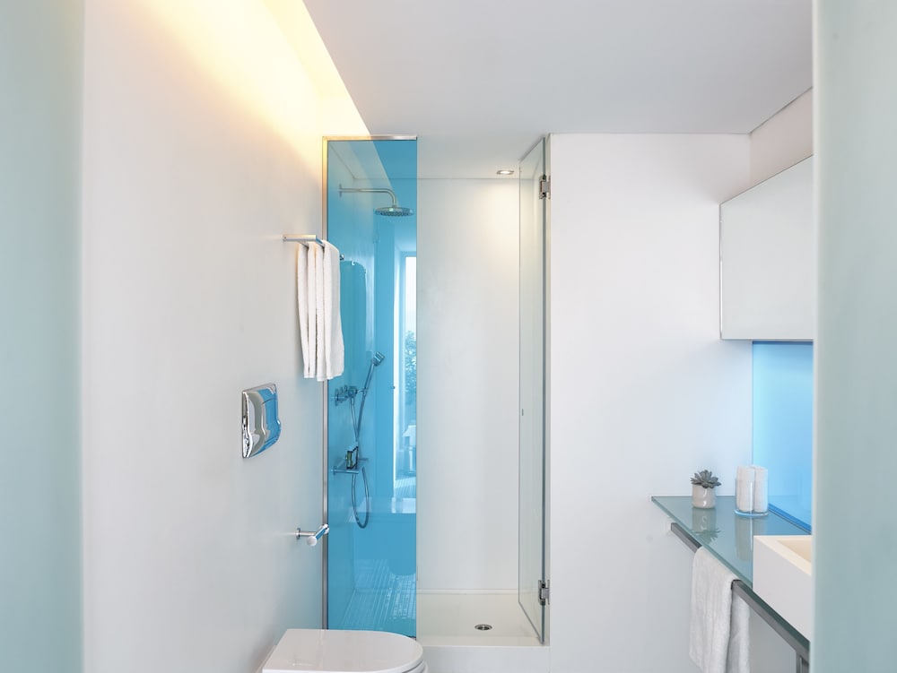 Superior Room, Balcony thumbnail 6
