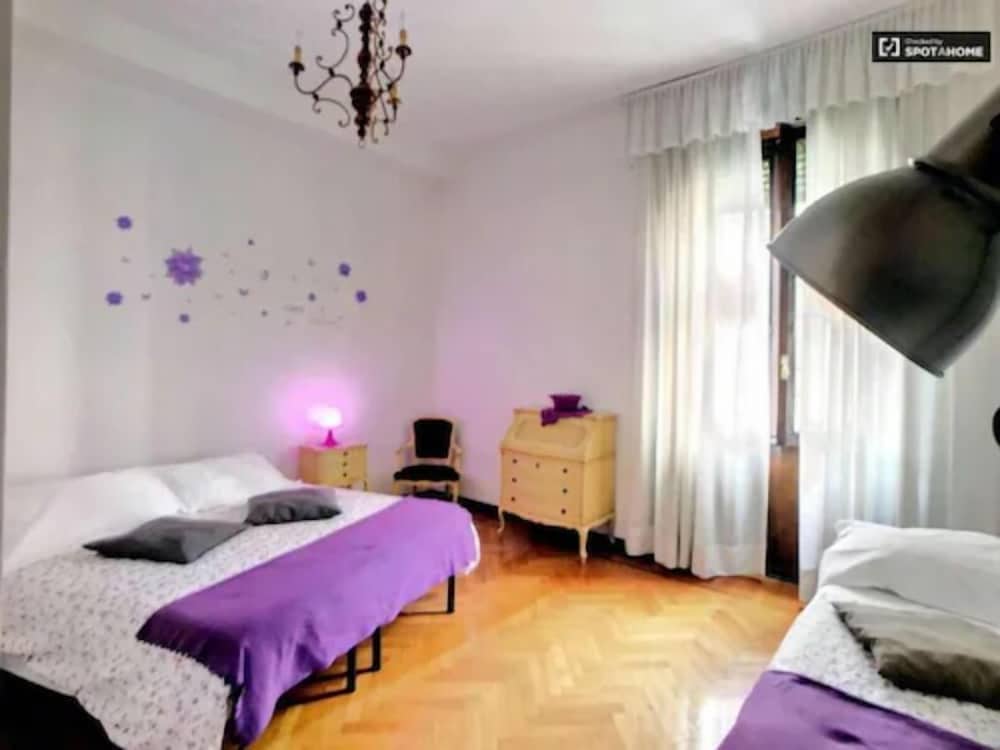 Classic Room, Multiple Beds