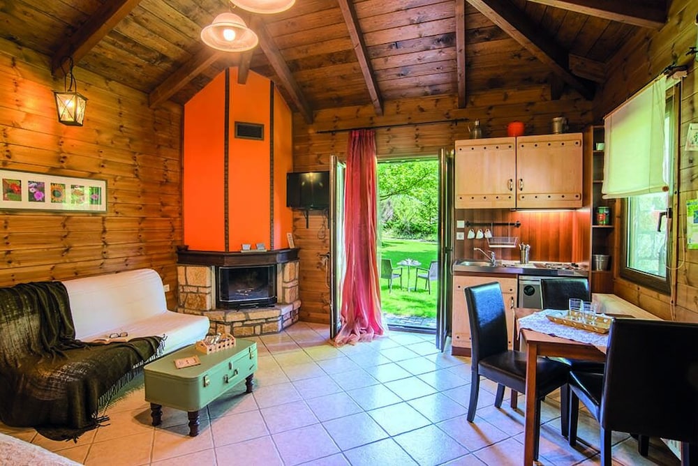 Family Quadruple Room, Lake View photo 1