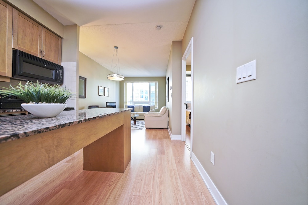Business Condo, 1 Bedroom