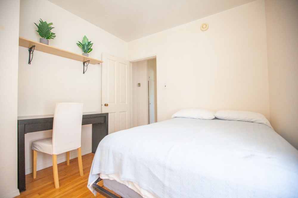 Comfort Apartment, 2 Bedrooms, Kitchen photo 3