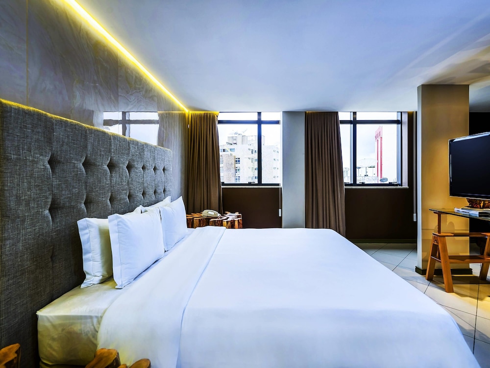 Deluxe Suite, 1 King Bed