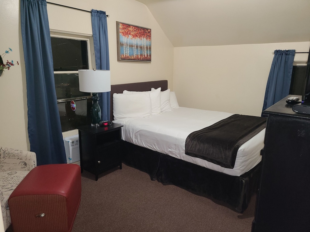 Family Suite, 3 Bedrooms, Non Smoking, Kitchenette