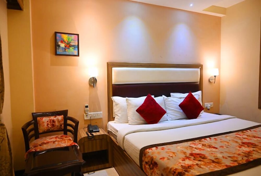 Deluxe Room - Photo 1